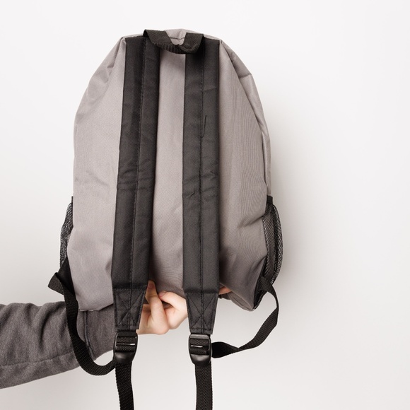 Grey Backpack Lightweight Black Red Logo Bottle Holder Adjustable Straps - Picture 3 of 5